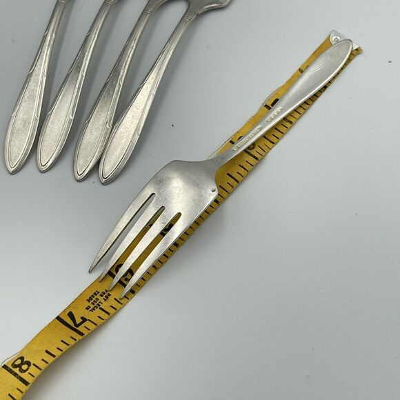 5 Nobility Plate REVERIE Oneida 6 1/4 in Vintage Salad Dessert Forks Replacement - Picture 5 of 5